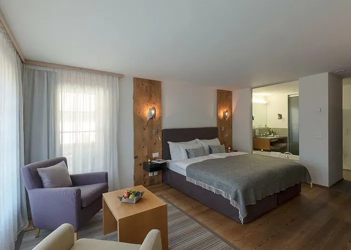 Mirabeau Alpine 4* زيرمات