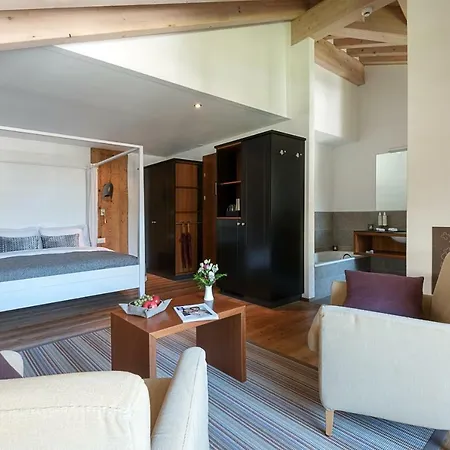 Mirabeau Alpine מלון 4*