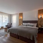 Otel Mirabeau Alpine
